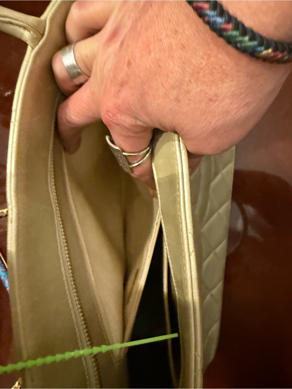 🔥 Chanel Vintage Beige Lambskin Medallion Tote Bag - Picture 13 of 13